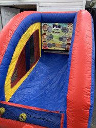 IMG 2298 1683153146 PIE IN THE FACE INFLATABLE CARNIVAL GAME